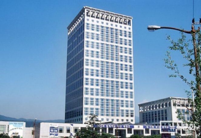 부산시청사